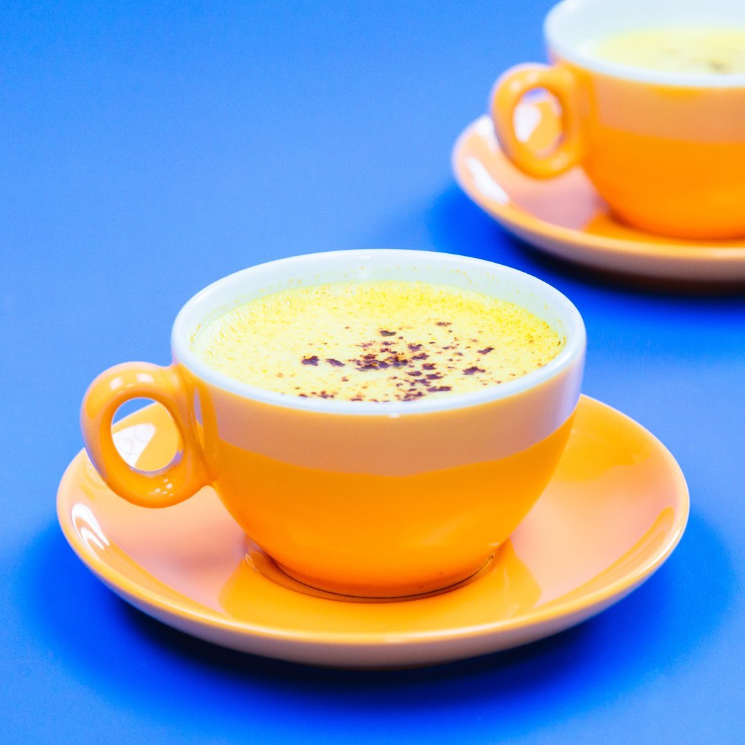 Turmeric Latte met Rude Health Plantaardige Melk
